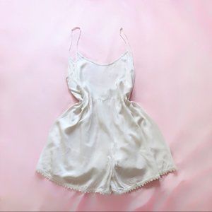 audrey  ⋆ fringe hem romper